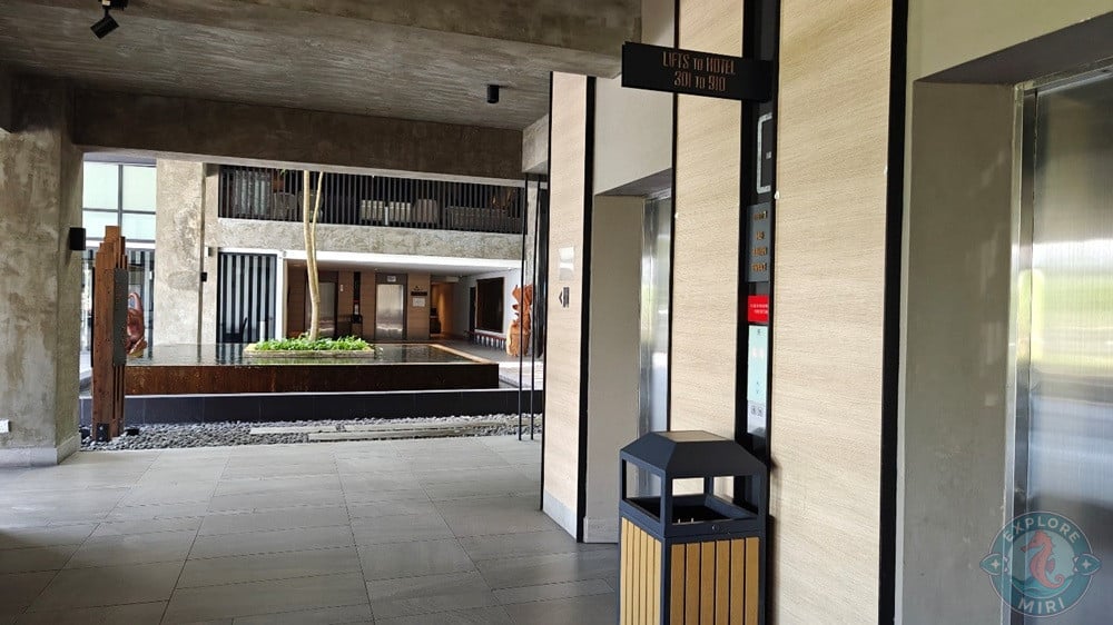 Jinhold Hotel Miri Lobby Central Area