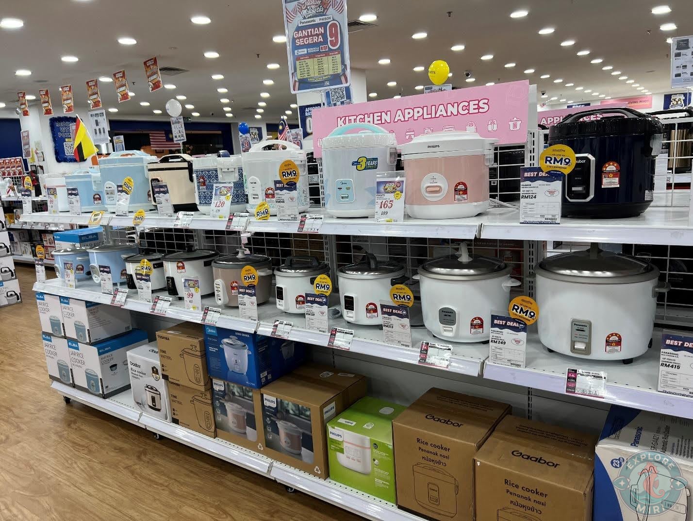 rice cookers from various brands and sizes