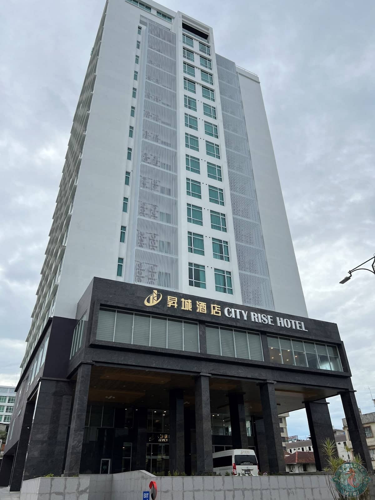 City Rise Hotel 