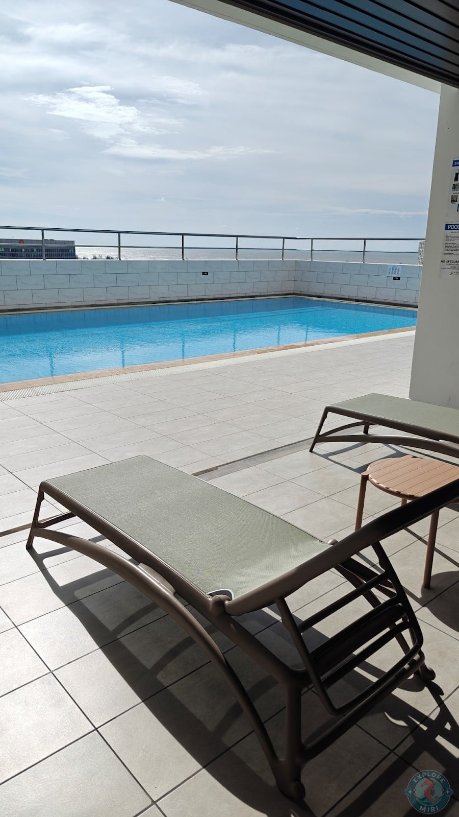 It had space for both sporty swimmers and someone who's looking for a place to relax