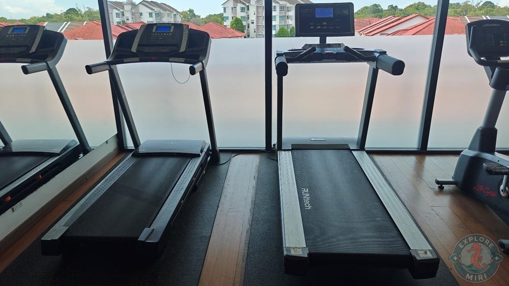 Jinhold Hotel Miri Gym Equipments 19