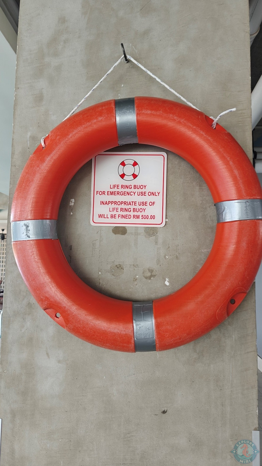 Jinhold Hotel Miri Poolside Safety Life Ring Bouy 9