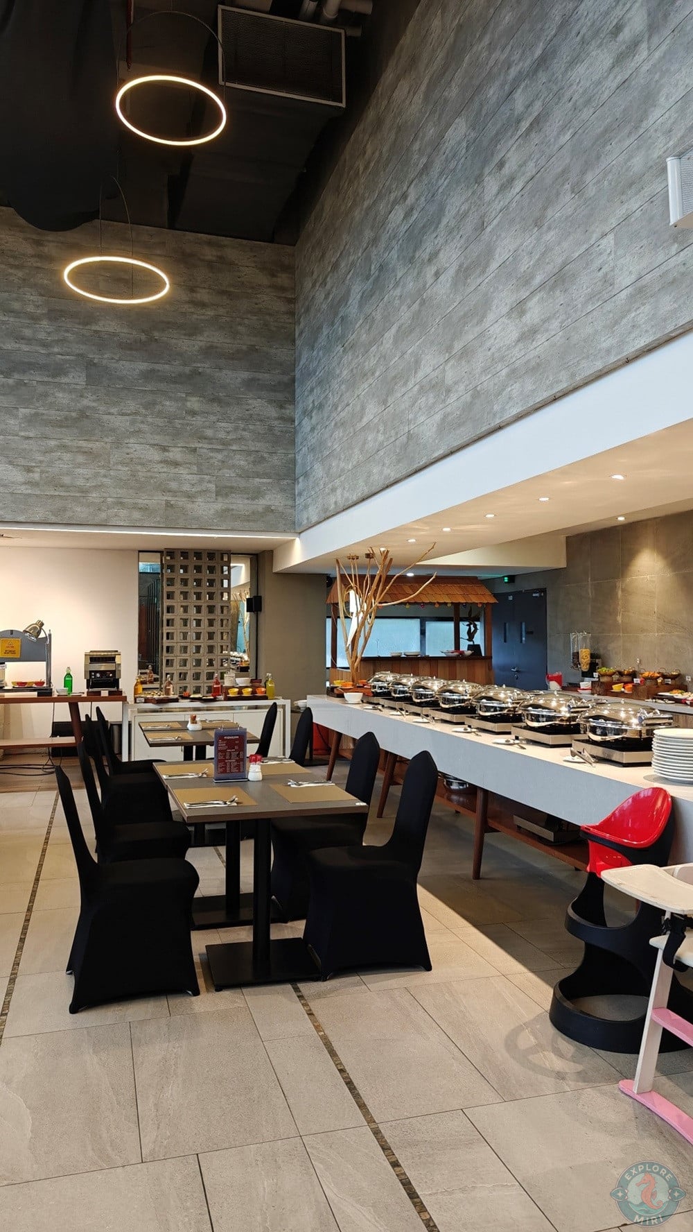 Jinhold Hotel Miri Restaurant Mak Seating 3