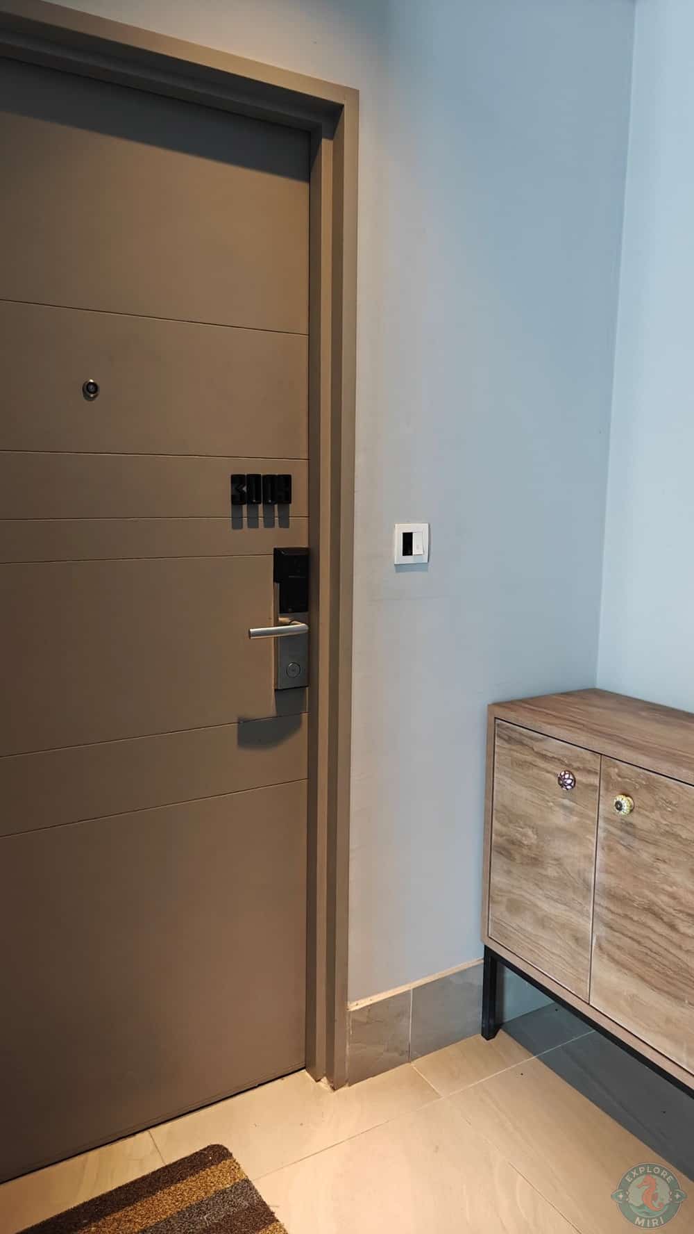 Jinhold Hotel Miri Room Entrance