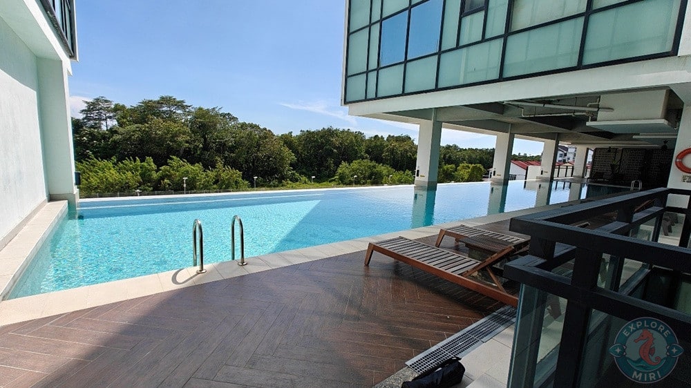 Jinhold Hotel Miri Swimming Pool Area 7