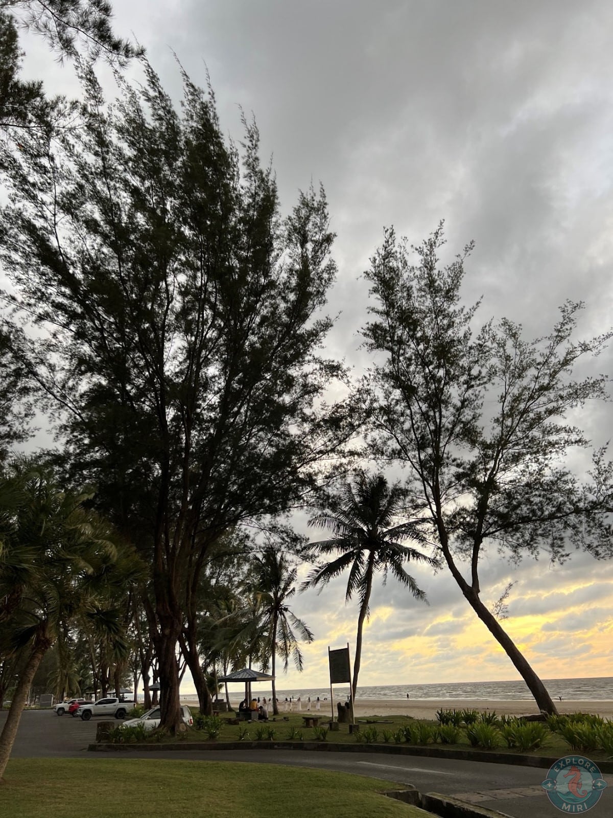 beach from the pavement