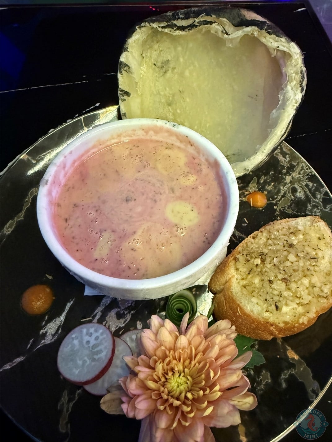 black roti paratha mushroom