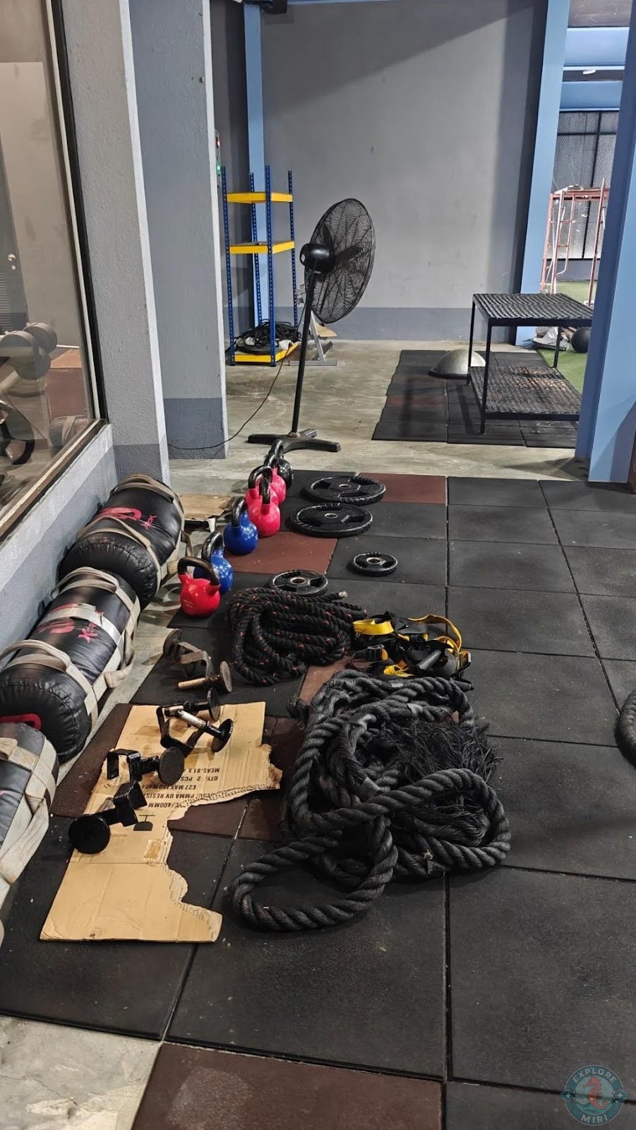 gym had designated area for each activity with proper equipment