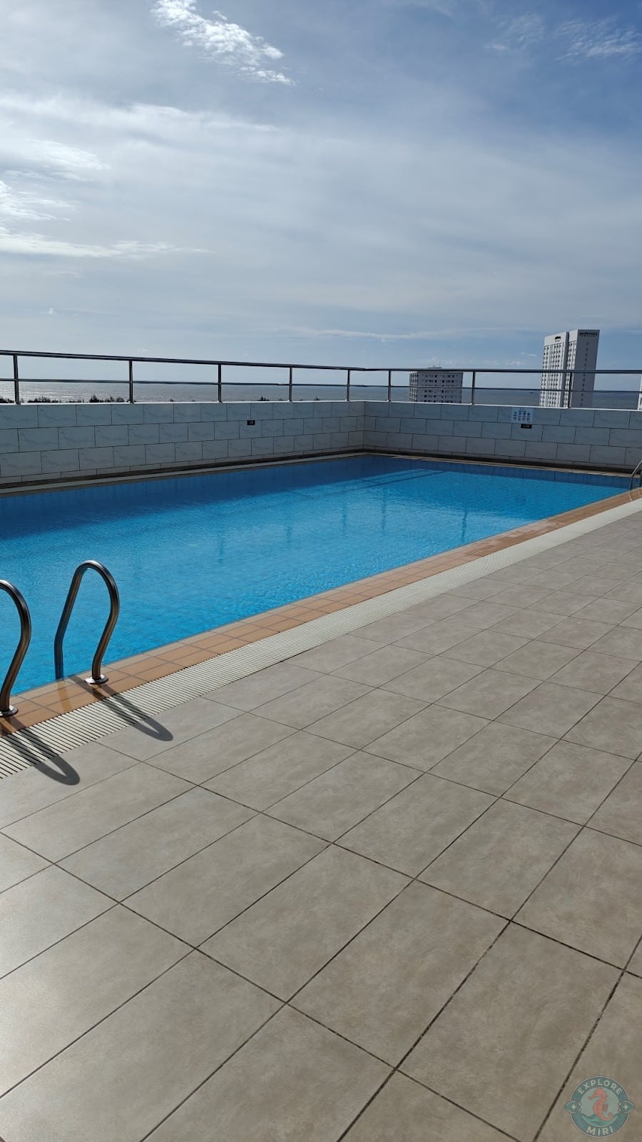 pool wasn't that big but it was tidy