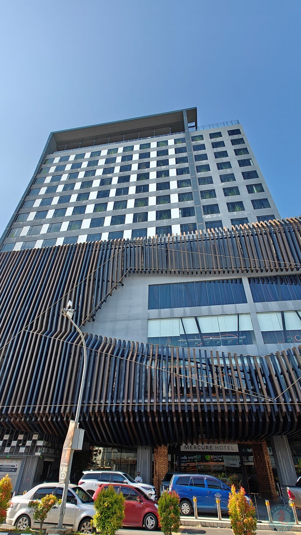 Mercure Hotel Miri Parking