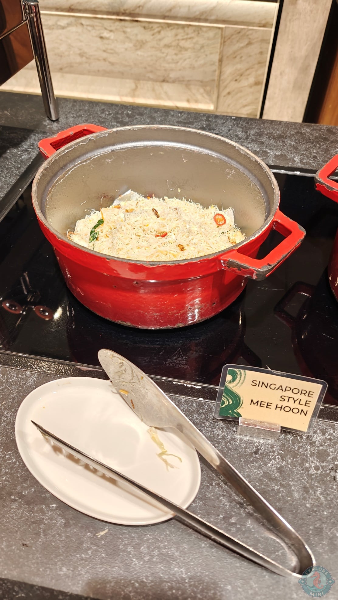 Singapore style rice noodles