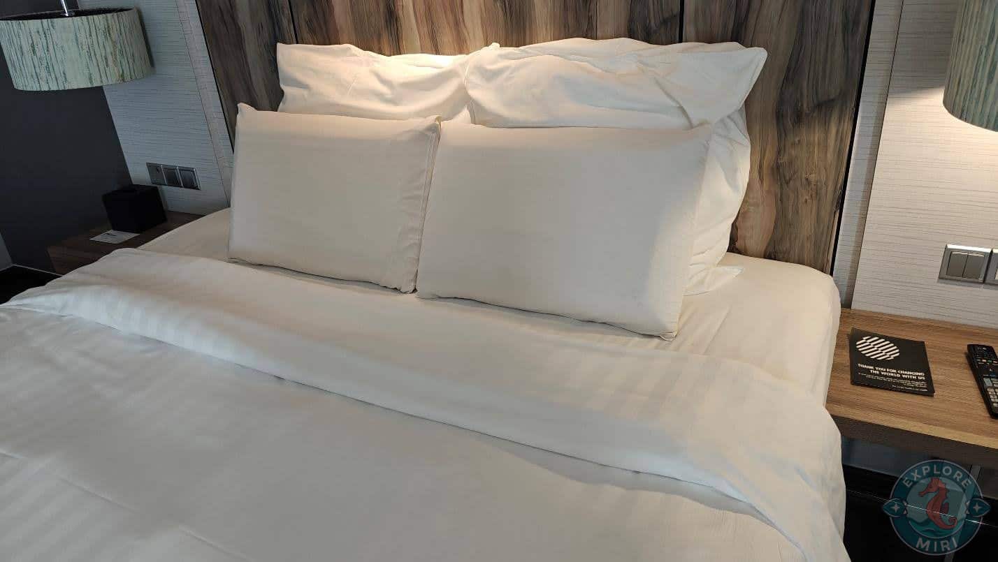 bed also had more than its fair share of pillows