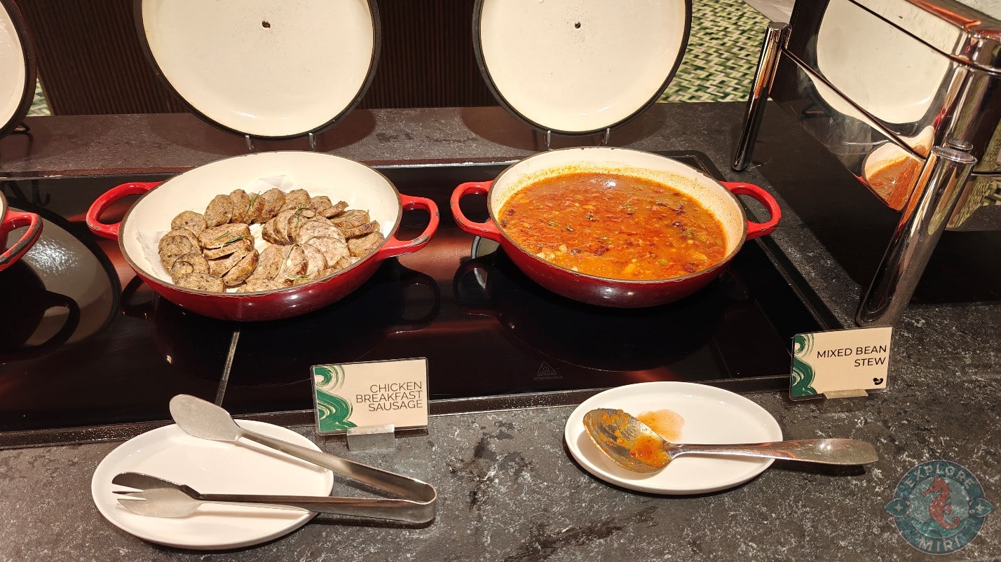 chicken breakfast sausage and mixed bean stew