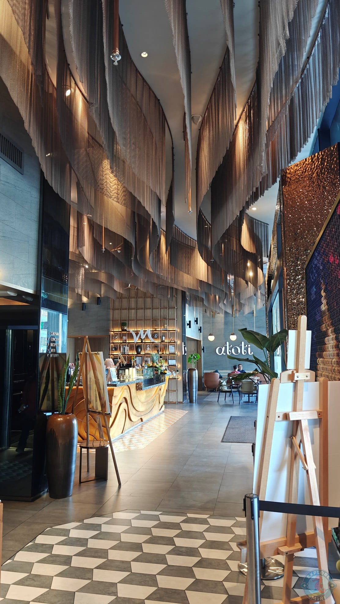 colour scheme was blue and pale brown