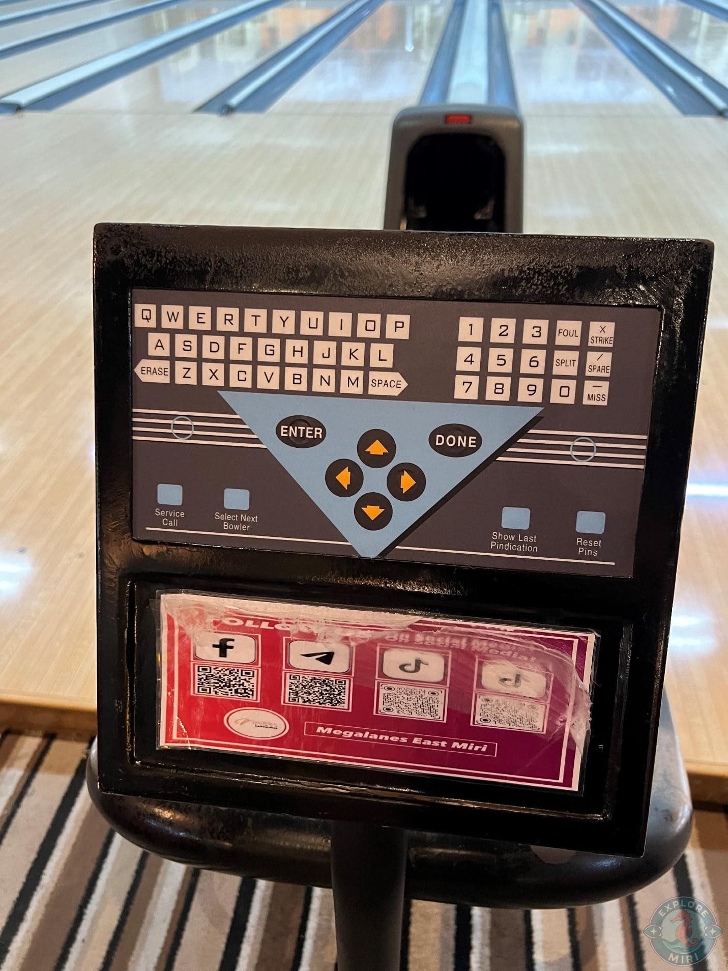 entry board placed near the scoreboard