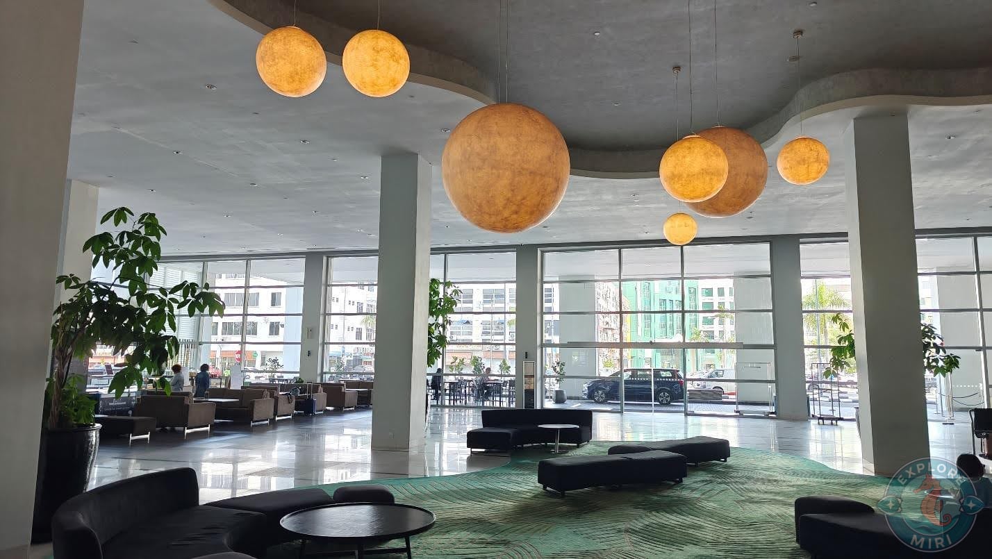 hotel had used potted plants to add a touch of color to the space