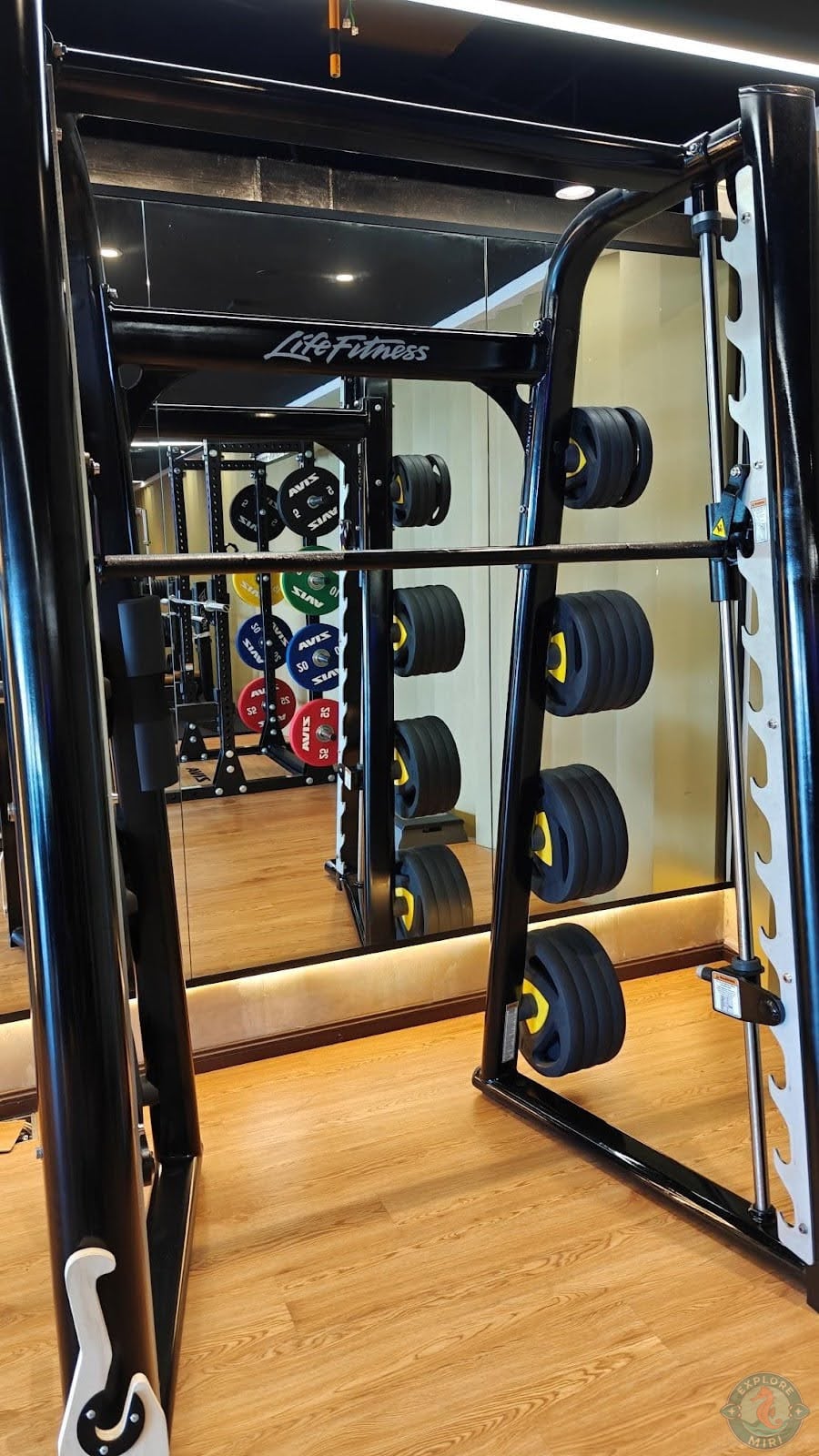 huge mirrors around the gym