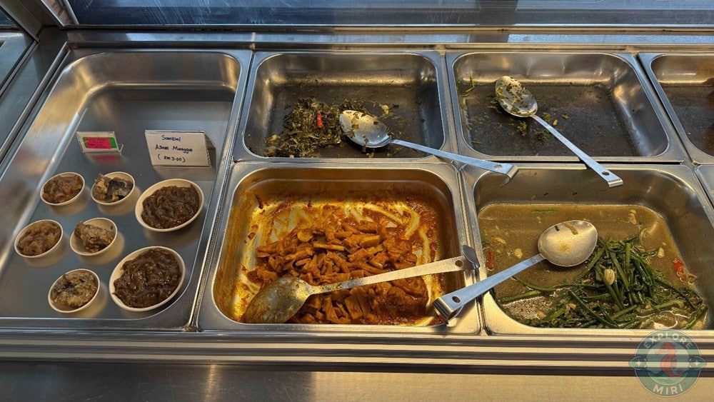 Maan Cafe and Restaurant Miri Bidayuh & Local Cuisine Nasi Campur Side Dishes 2