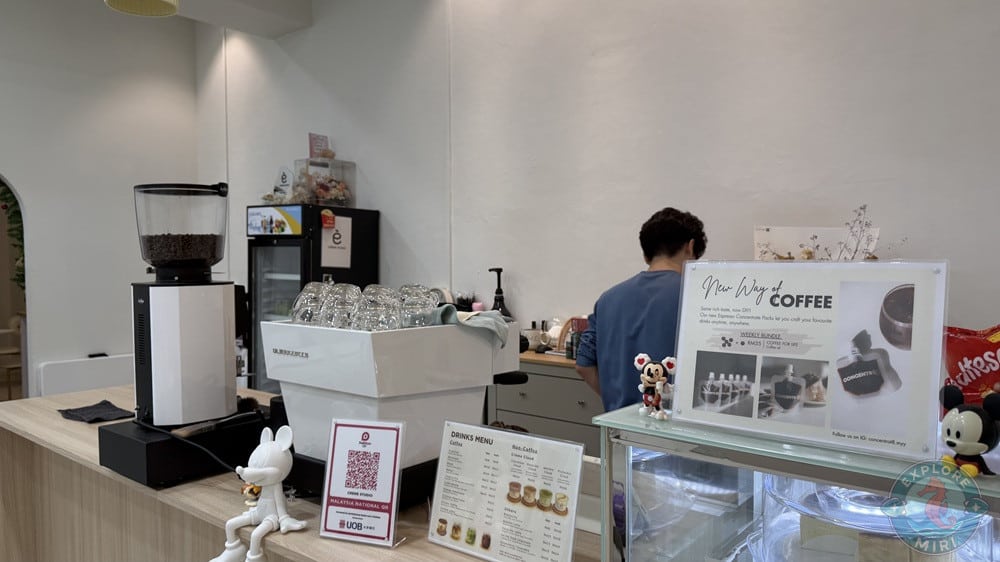 Crème Studio Miri Order Counter 5