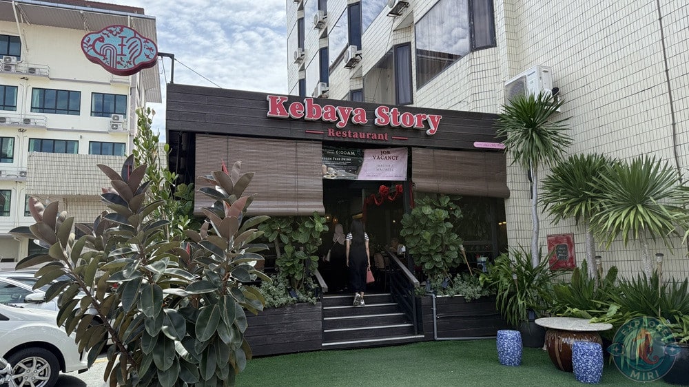 Kebaya Story Miri Shop Front 1